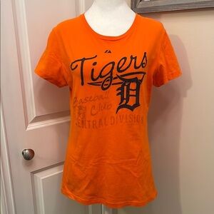 Majestic Detroit Tigers Orange Short Sleeve Tee Gothic D Tiger’s Design EUC L